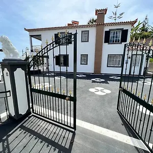 Comfortable 2-bedroom For Relaxing Appartamento